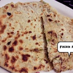 A picture of Paneer paratha.