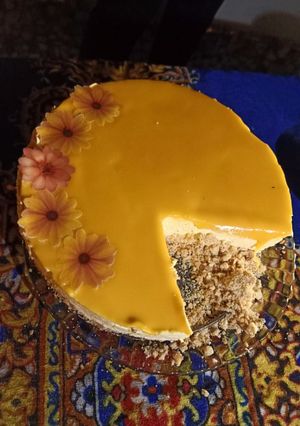 A picture of Mango Mousse Whithout Bake Cake.