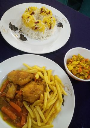 عکسی از دستور مرغ زعفرونی