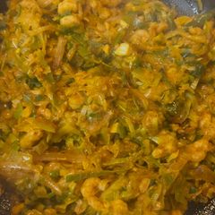A picture of Leek and prawn baji,.