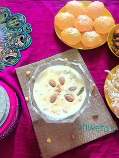 સ્વીટ કોર્ન દૂધપાક (Sweet Corn Dudhpaak Recipe In Gujarati) રેસીપી મુખ્ય ફોટો