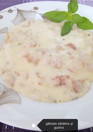 O poză a rețetei Sos de smântână cu bacon.