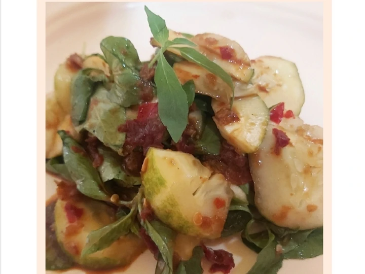 Cara Gampang Membikin Resep  Reuceuh Bonteng (Mentimun) yang Menggugah Selera, Bisa Manjain Lidah