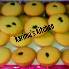 A picture of Vanilla cup cakes.