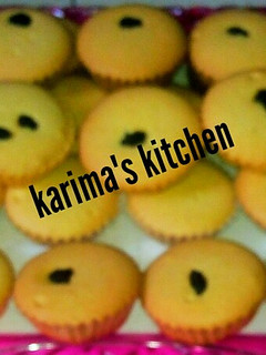 A picture of Vanilla cup cakes.
