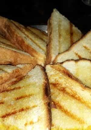 A picture of Bread Toast.