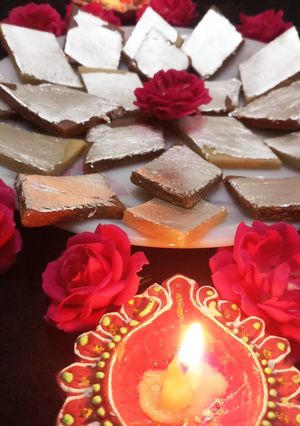 A picture of Chocolate Kaju Katli / Plain Kaju Katli.