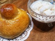 A picture of bread butter