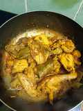 Ayam ungkep bumbu kuning