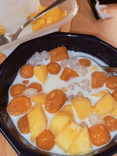 Hình của món Chè xoài khoai dẻo trân châu.