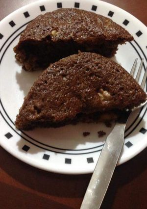 A picture of Finger millet banana walnut cake.