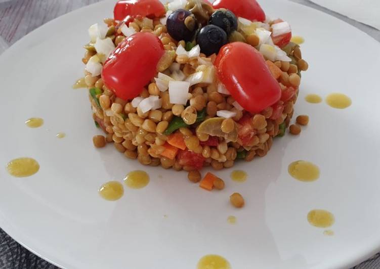 Ensalada de lentejas con vinagreta de mostaza