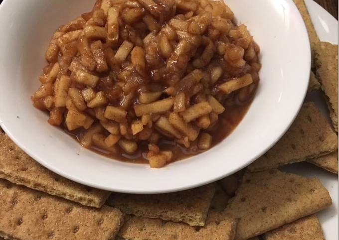 Apple Pie Dip with Pear (crockpot)