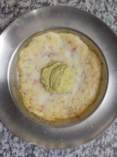 அரிசி ரொட்டி(arisi roti recipe in tamil) செய்முறை முக்கிய புகைப்படம்