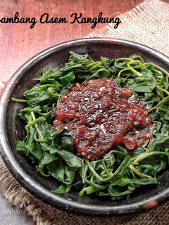 Foto resep Brambang asem kangkung / rujak kangkung