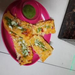 A picture of Semolina cheese sandwich.