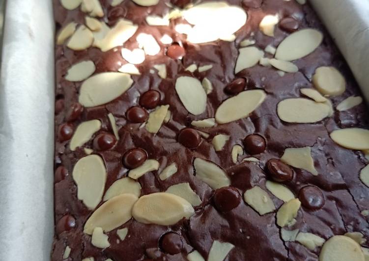 Bagaimana Menyiapkan Shiny Fudgy Brownies, Lezat Sekali