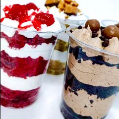 Easy cake parfait A picture of Easy cake parfait.