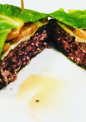 Una foto de Rosemary Veggie Burger - Hamburguesa de Romero
