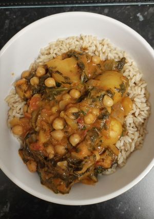 A picture of Slow Cooker Chickpea & Potato Curry.