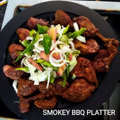 A picture of Smokey BBQ Chicken platter.