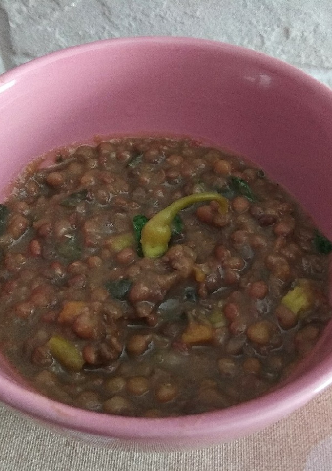 Una foto de Lentejas con verduras