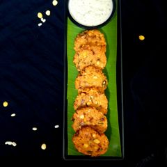 A picture of Chana dal masala vadai.