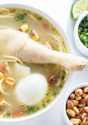 A picture of Caldo de Gallina | Hen Soup.