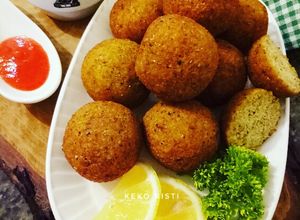 Foto resep Chickpea Falafel || Arabian Snack