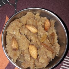 Sooji ka halwa A picture of Sooji ka halwa.