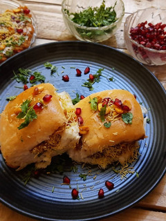 कच्छी दाबेली(kacchi dabeli recipe in hindi) रेसिपी मुख्य फोटो
