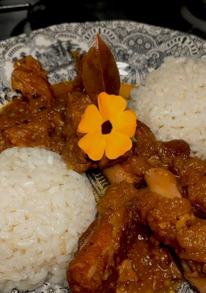 Una foto de Costillas de cerdo a la sidra natural con salsa de manzana y mandarina