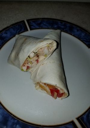 A picture of Chicken Ranch wraps 🌯.