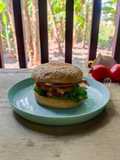 Chicken Cheese Burger (Patty homemade) 🍔