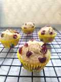 Banana Cranberry Muffin