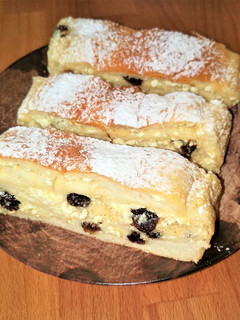 Kelt túrós tekercs recept fotója