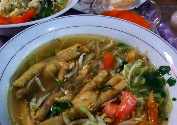 Bagaimana Menyiapkan Soto ayam ceker Anti Gagal
