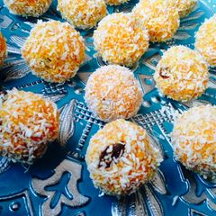 A picture of Gajar Halwa Ladoo.