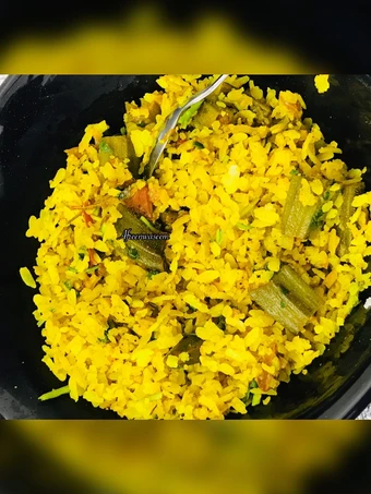 Easy Steps to Prepare Bhindi poha which Delicious