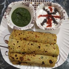 A picture of Thepla (Methi Thepla).