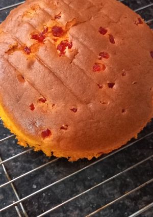 A picture of Eggless Mango cake.