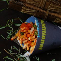 A picture of Spicy Puffed Rice [ Eripori].