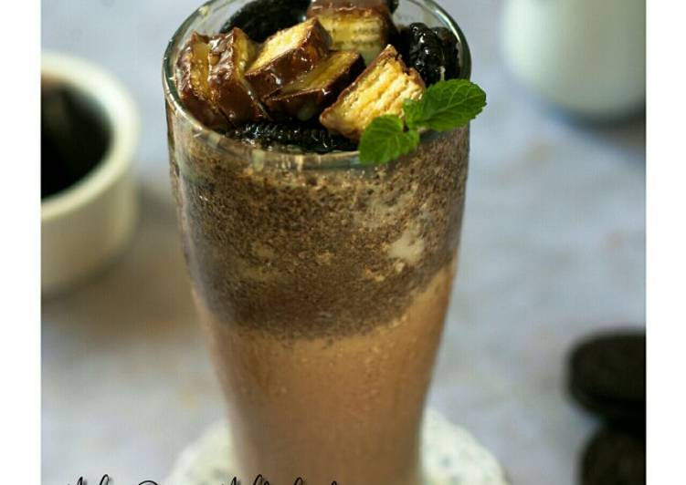 Recipe: Delicious Milo oreo milkshake