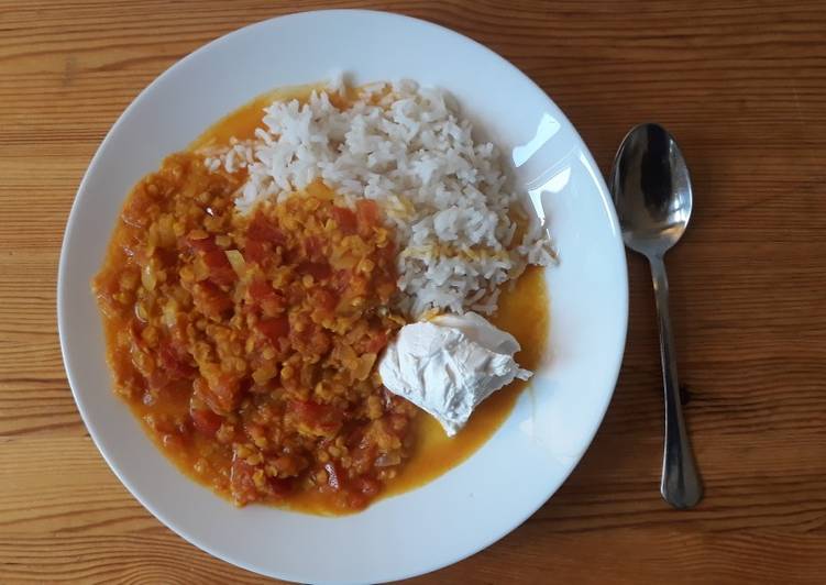 Tomaten-Kokos Daal