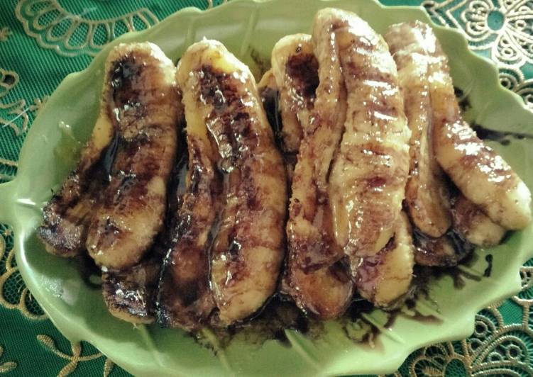 Pisang Raja Panggang Saus Coklat Nanas