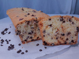 Budín con nueces y chips de chocolate