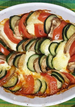 Une photo de Tian de légumes
