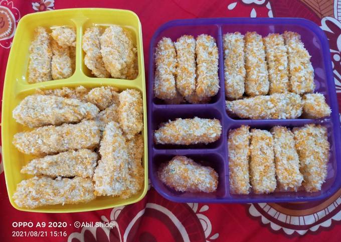 Langkah Mudah untuk Menyiapkan Nugget ayam+wortel, Enak Banget