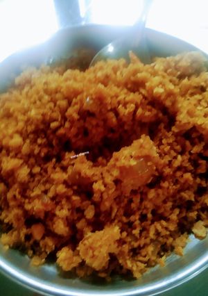 लेफ्ट ओव्हर चपातीचा तिखट चुरमा (Left Over Chapaticha Tikhat Churma Recipe In Marathi) रेसिपी चे मुख्य फोटो 