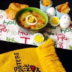 A picture of Chicken Yakhni Soup.